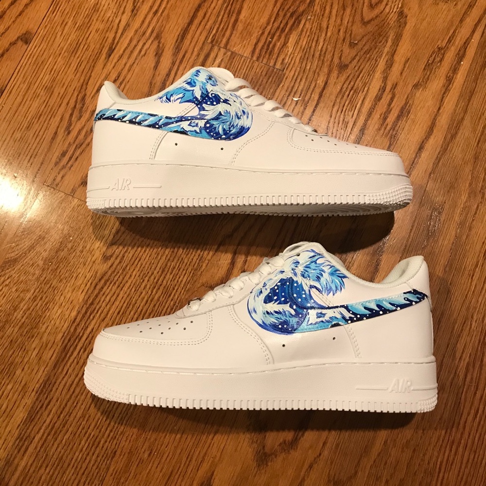BRAND NEW HAND PAINTED AIR FORCE ONES